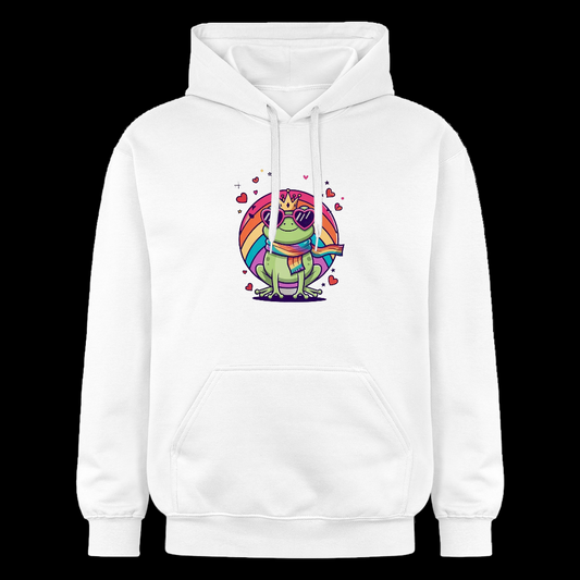 Hoodie mit cartoonartigem Frosch in Herzbrille, Krone und Regenbogenschwanz, Pride-Flagge in der Hand, umgeben von pinken Herzen“ - Weiß
