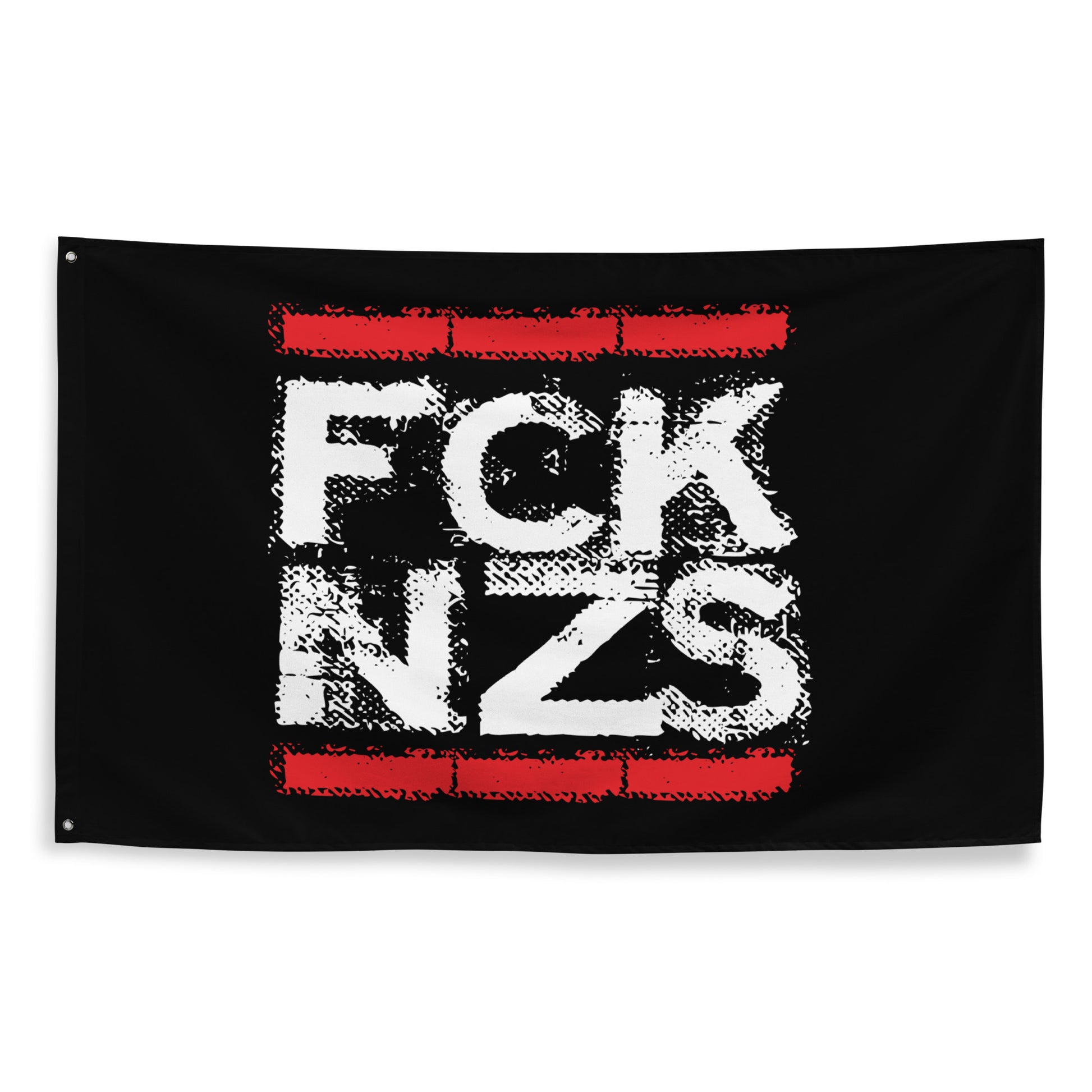 „Protestflagge FCK NZS in Schwarz mit weiß‑rotem Print“

