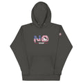 NO TRUMP Hoodie Flatlay mit Accessoires.