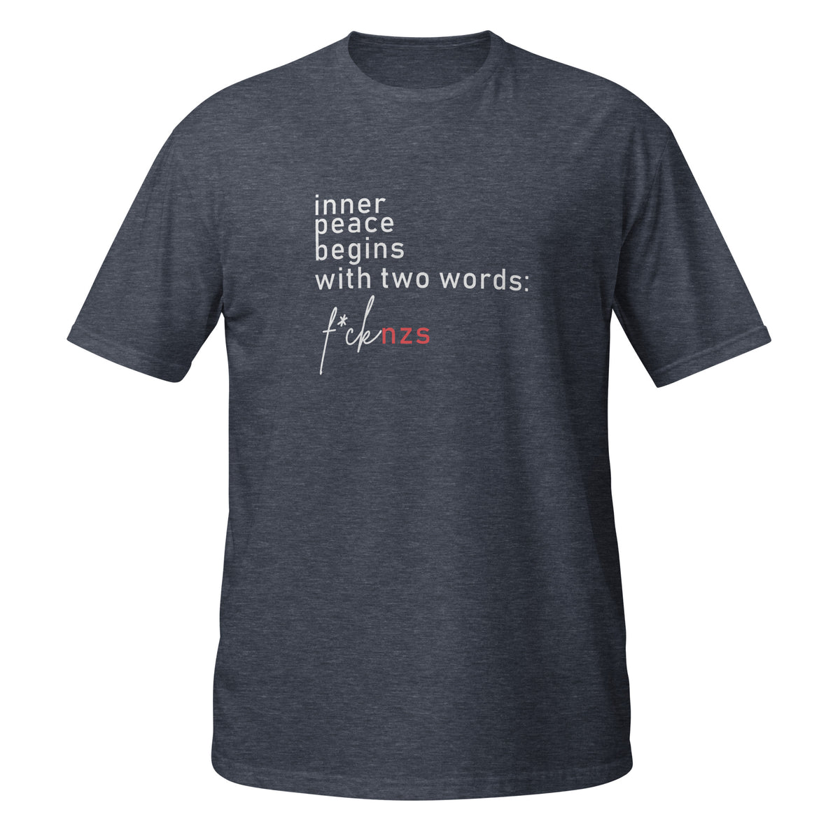 Leichtes Baumwollshirt mit klarer antifaschistischer Botschaft in typografischem Layout.
