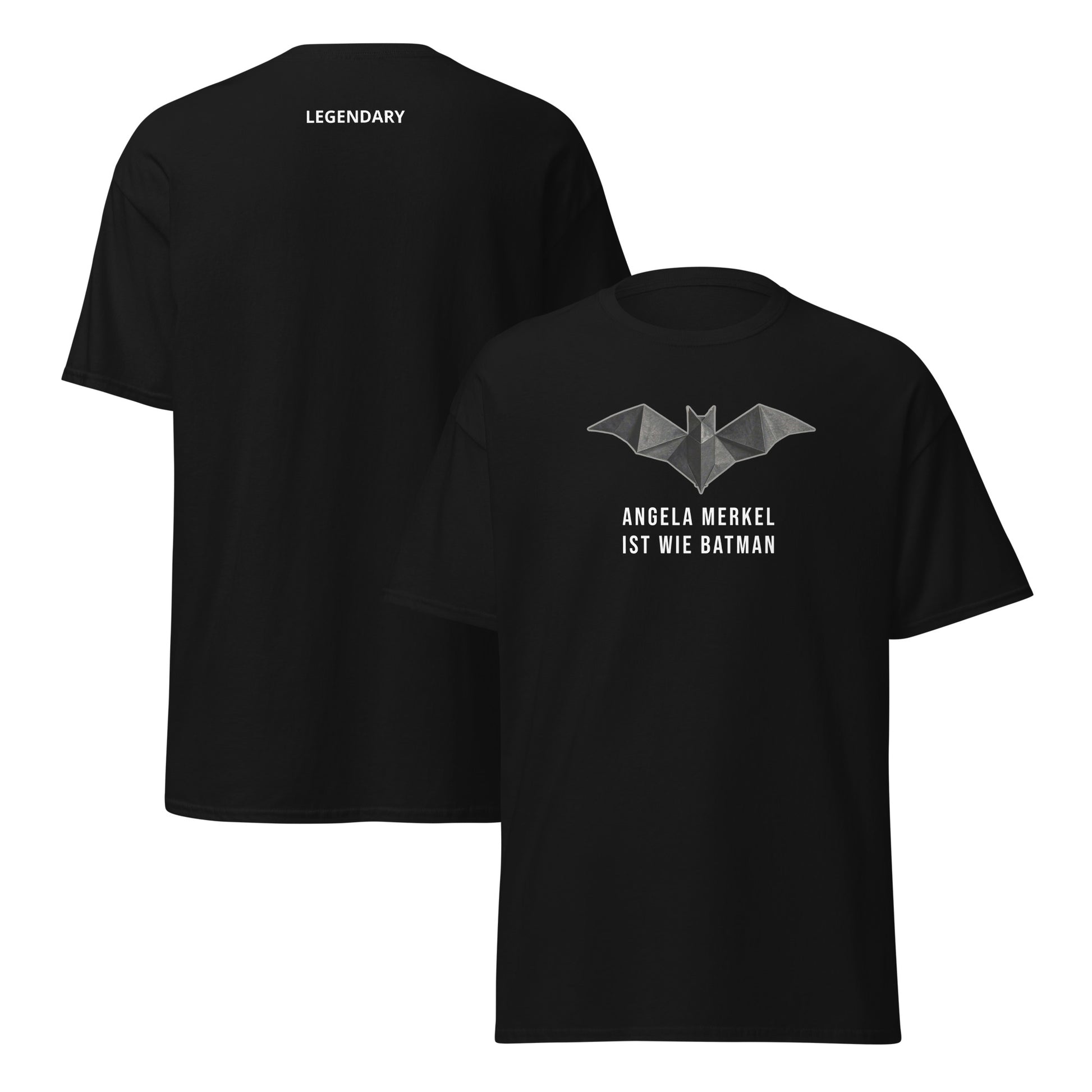 Schwarzes Herren T‑Shirt mit Origami‑Bat‑Symbol und dem Aufdruck ‚Angela Merkel ist wie Batman‘ aus der Raute – The Comeback Kollektion. Mit Backprint dezent.