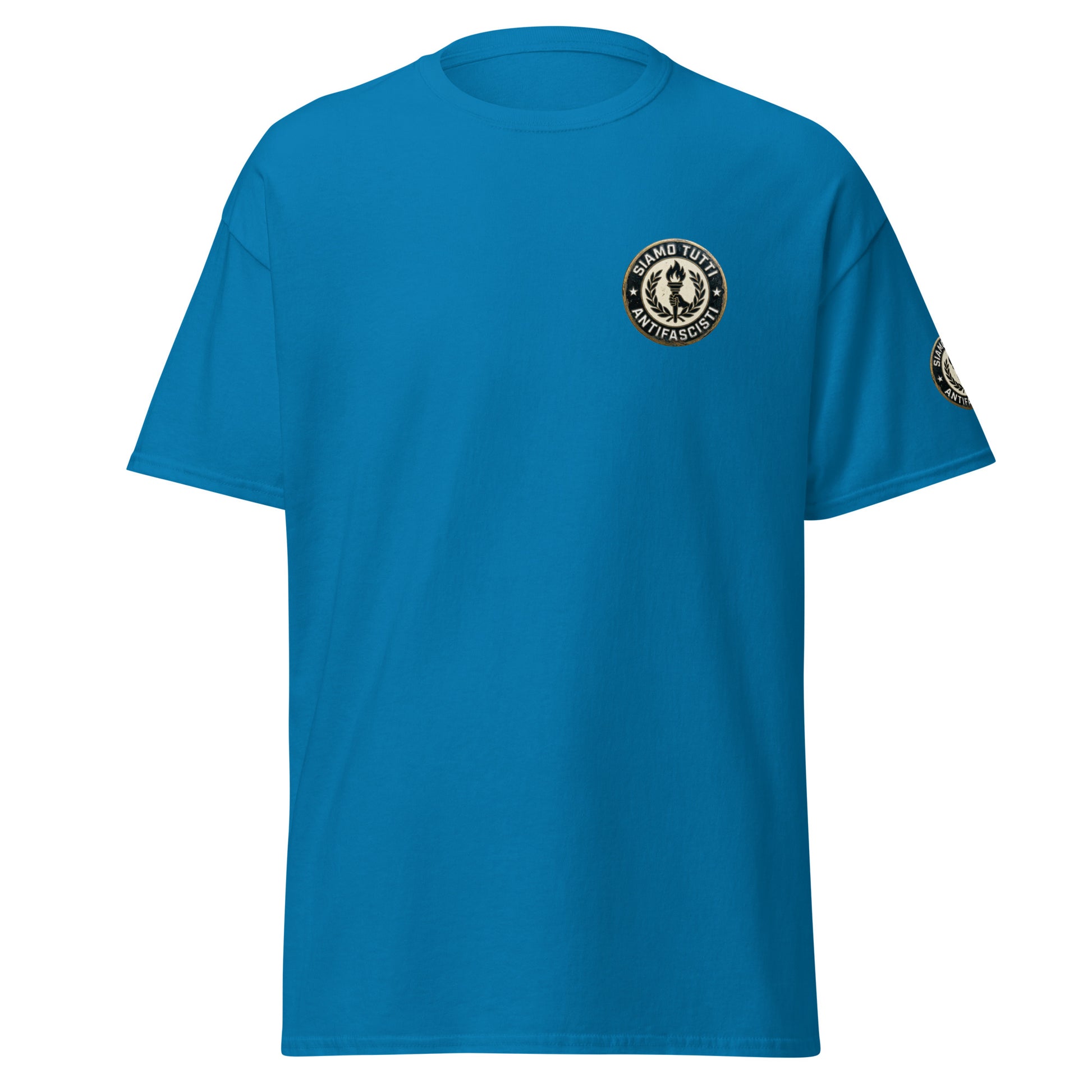 Blaues Unisex T‑Shirt mit rundem Fackel‑ und Lorbeerkranz‑Emblem und dem Schriftzug „Siamo Tutti Antifascisti“.