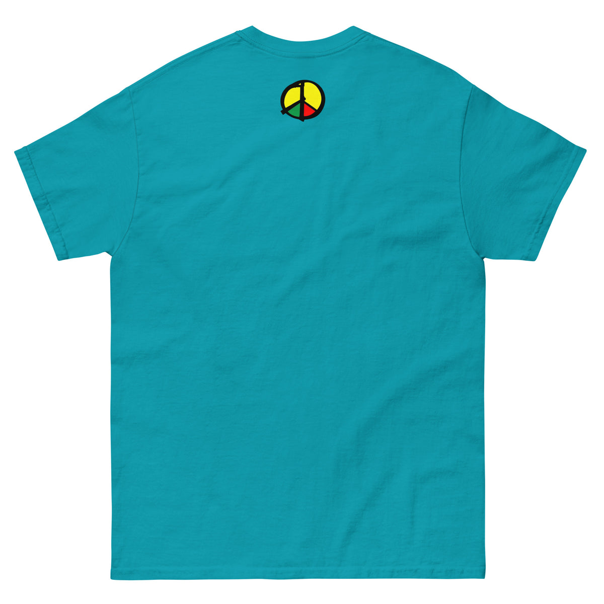Unisex T‑Shirt mit großem Peace‑Symbol in panafrikanischen Farben. Das Symbol enthält die Silhouette eines Gewehrs, das in ein Friedenszeichen übergeht. Darunter steht der Text Make Peace Loud. Rückseite.